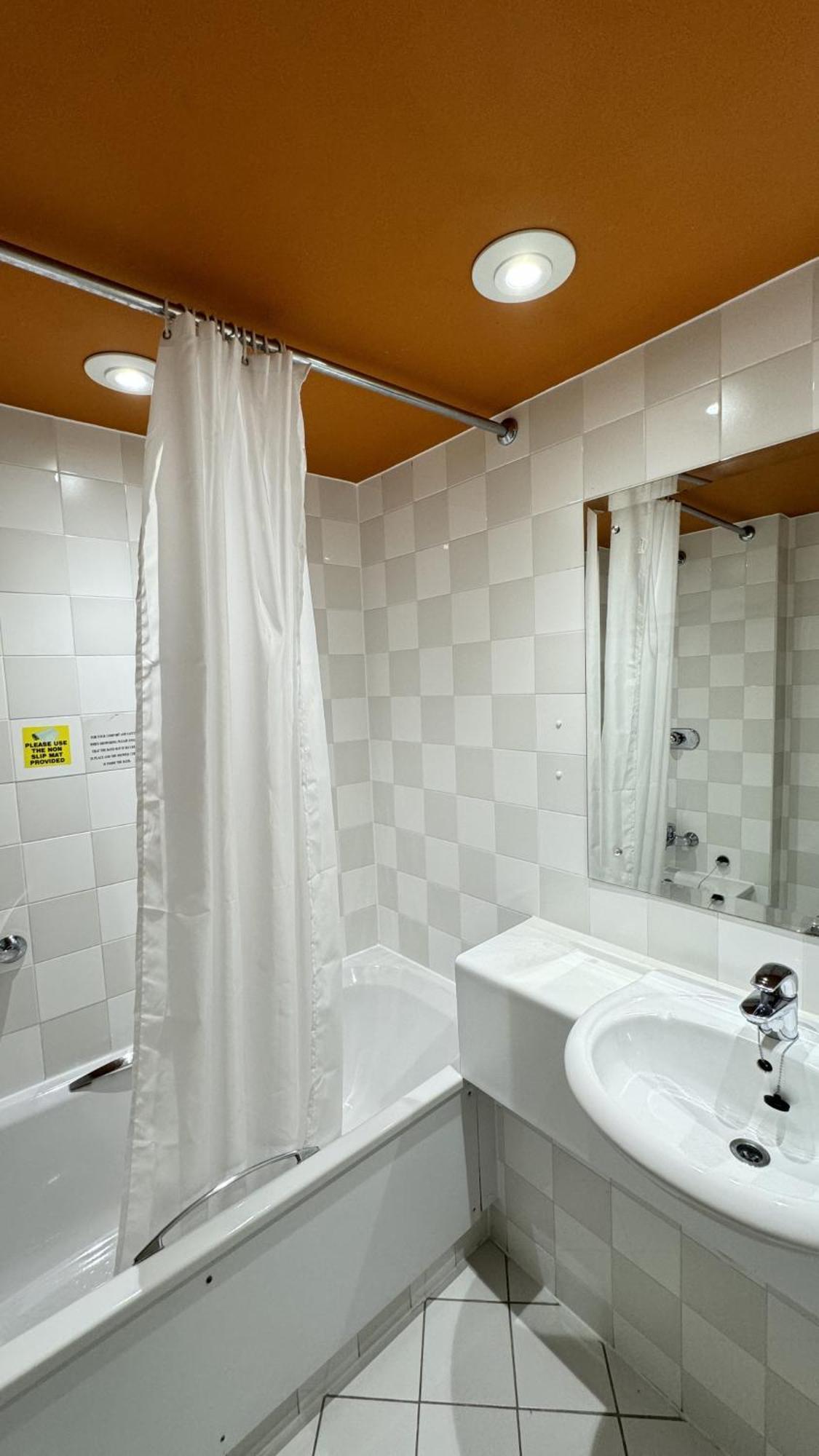 Britannia Hotel Болтън Екстериор снимка