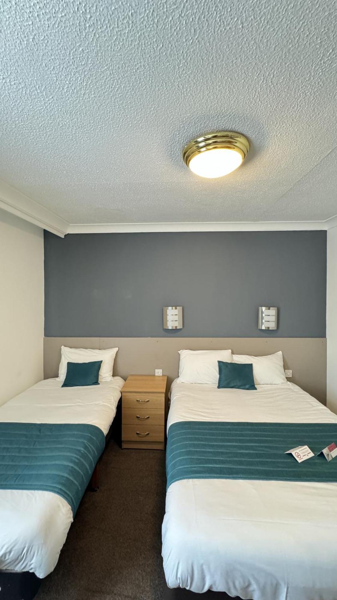 Britannia Hotel Болтън Екстериор снимка